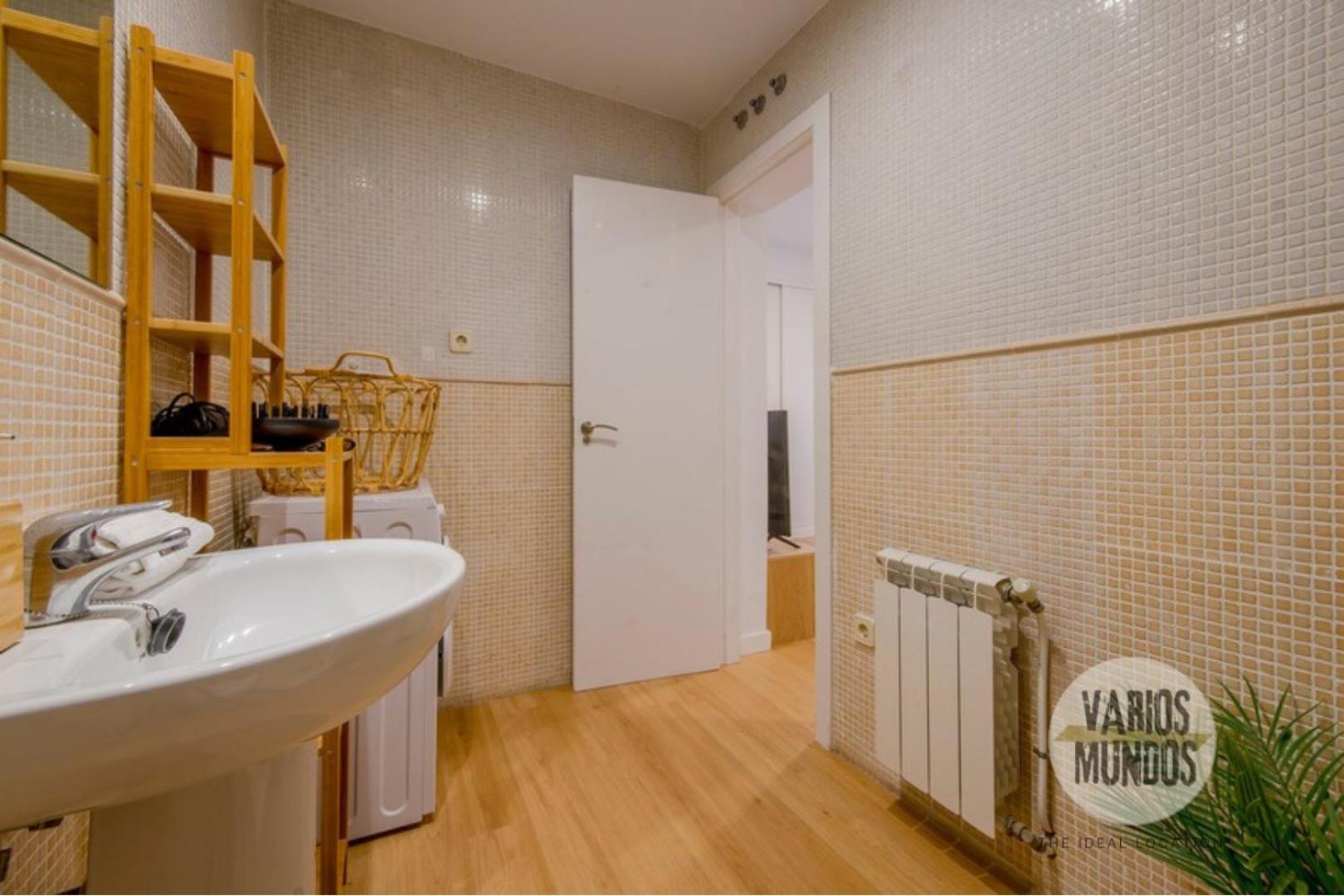 Aventura Para 3 En Sol, Ven A Concepcion Jeronima Madrid Exteriér fotografie